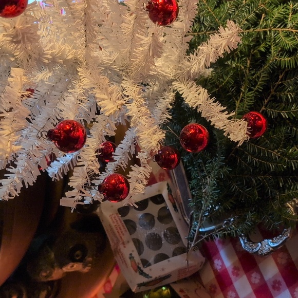 "24"Shiny Brite Holiday Ornaments, Boxes,Feather Tree&Felt Santa Hat Tree Topper - Picture 15 of 15